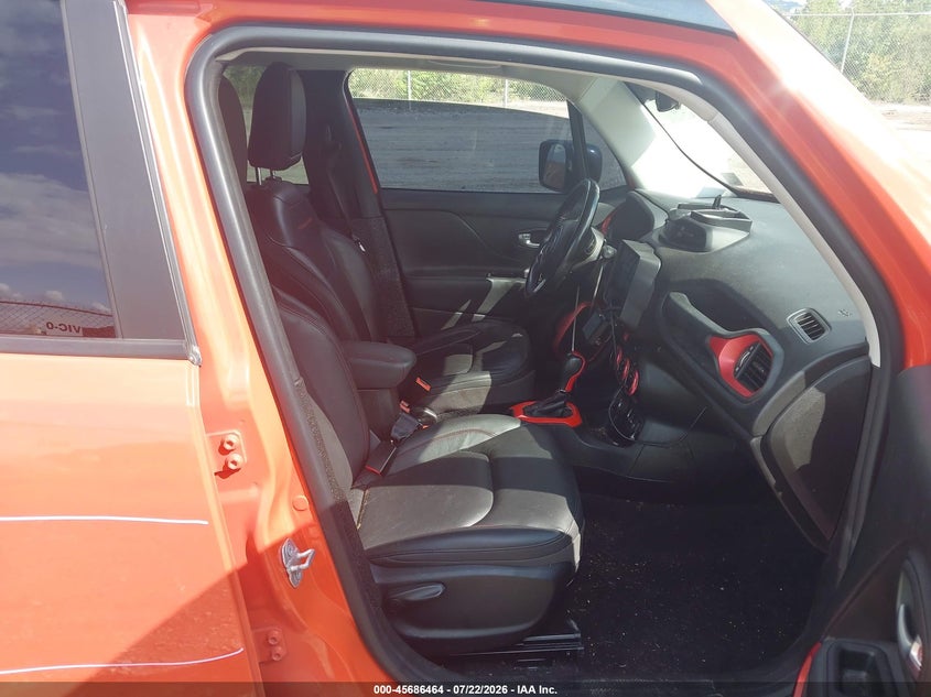 2017 Jeep Renegade VIN ZACCJBCB1HPG38346 IAAI salvage auction — RIGHT FRONT, Wait Title, sold $3,250 on 2026-08-18 (photo 5)