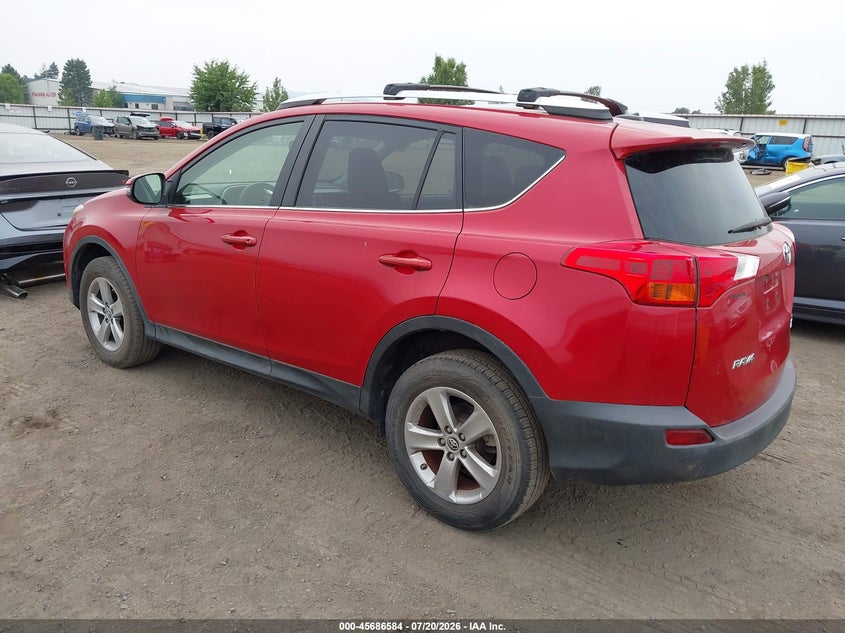 2015 Toyota Rav 4 VIN JTMRFREV9FD152357 IAAI salvage auction — RIGHT FRONT, Clear (Washington), sold $4,050 on 2026-07-28 (photo 3)