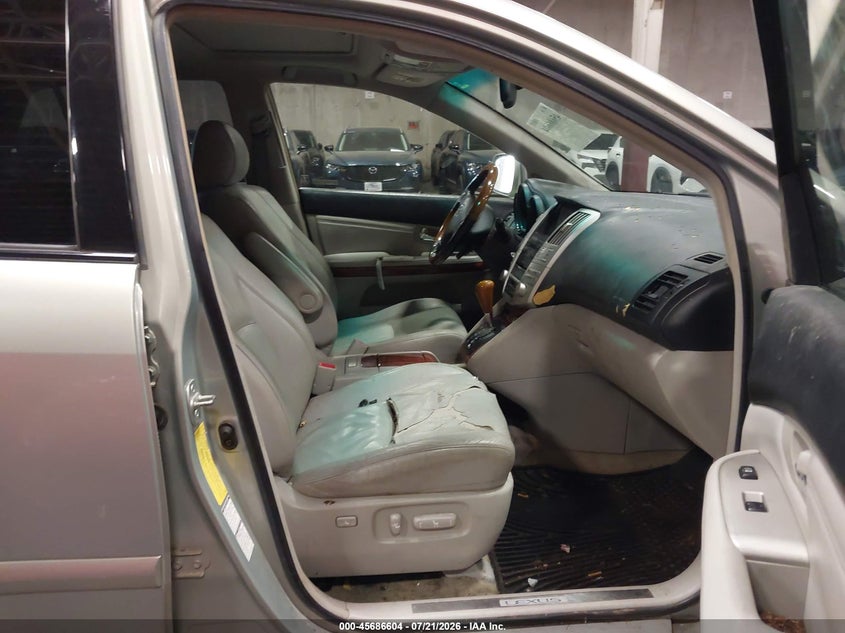 2007 Lexus Rx 350 VIN JTJHK31U172003274 IAAI salvage auction — NORMAL WEAR, Clear-Dealer Only (Oregon), sold $50 on 2026-07-30 (photo 5)