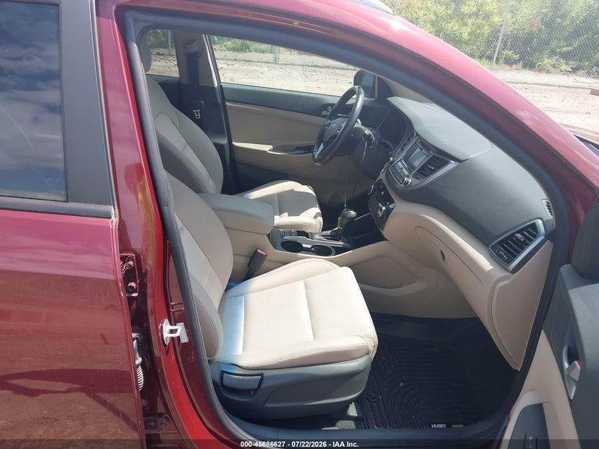 2016 Hyundai Tucson VIN KM8J3CA29GU223570 IAAI salvage auction — NORMAL WEAR, Clear (Pennsylvania), sold $425 on 2026-07-28 (photo 5)