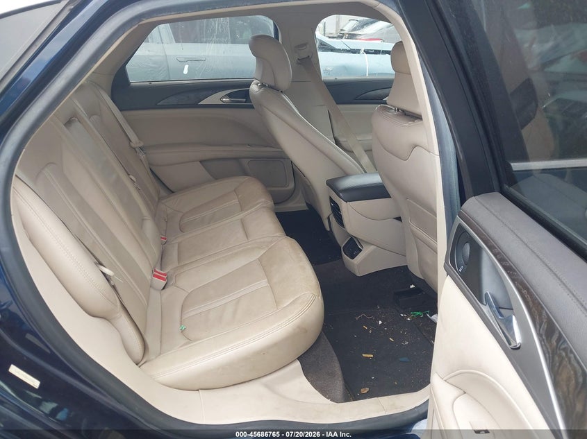 2017 Lincoln Mkz VIN 3LN6L5MU3HR609800 IAAI salvage auction — FRONT END, Wait Title, sold $6,100 on 2026-08-01 (photo 8)