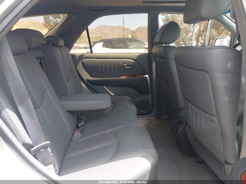 1999 Lexus Rx 300 VIN JT6GF10U7X0034492 IAAI salvage auction — NORMAL WEAR, Clear - Dealer Only (California), sold $350 on 2026-07-28 (photo 8)