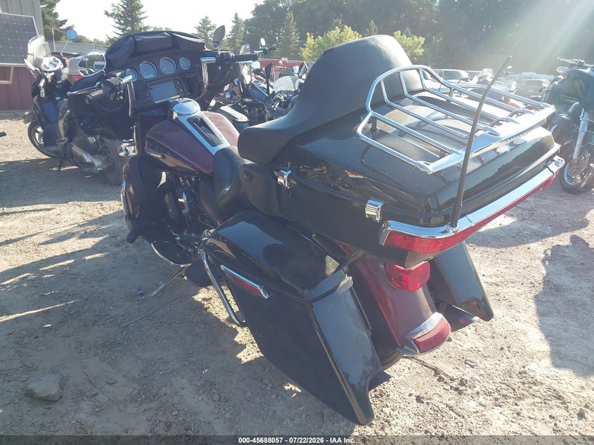 2015 Harley-davidson Electra glide VIN 1HD1FCM13FB673691 IAAI salvage auction — SIDE, Salvage (Ohio), sold $2,600 on 2026-09-07 (photo 3)