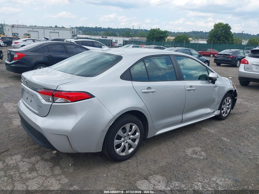 2024 Toyota Corolla VIN 5YFB4MDE2RP123957 IAAI salvage auction — SIDE, Salvage Title, sold $14,000 on 2026-07-31 (photo 4)