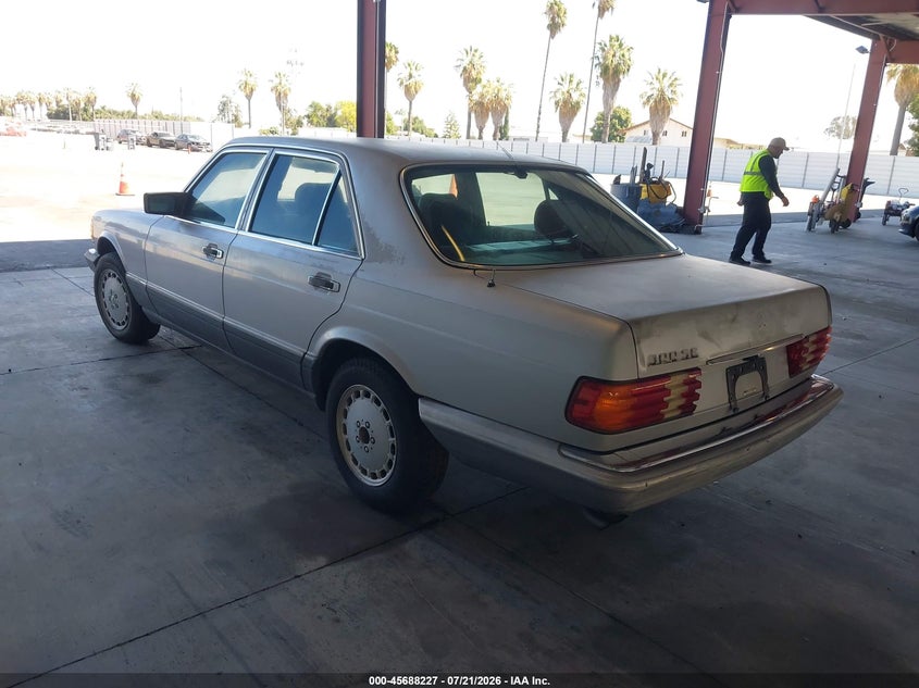 1991 Mercedes-benz 300 VIN WDBCA24D5MA574319 IAAI salvage auction — NORMAL WEAR, Clear - Dealer Only (California), sold $25 on 2026-07-28 (photo 3)
