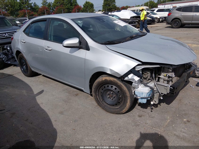 2018 Toyota Corolla VIN 5YFBURHE7JP752514 IAAI salvage auction — NORMAL WEAR, Clear-Dealer Only (North Carolina), sold $875 on 2026-07-29 (photo 1)
