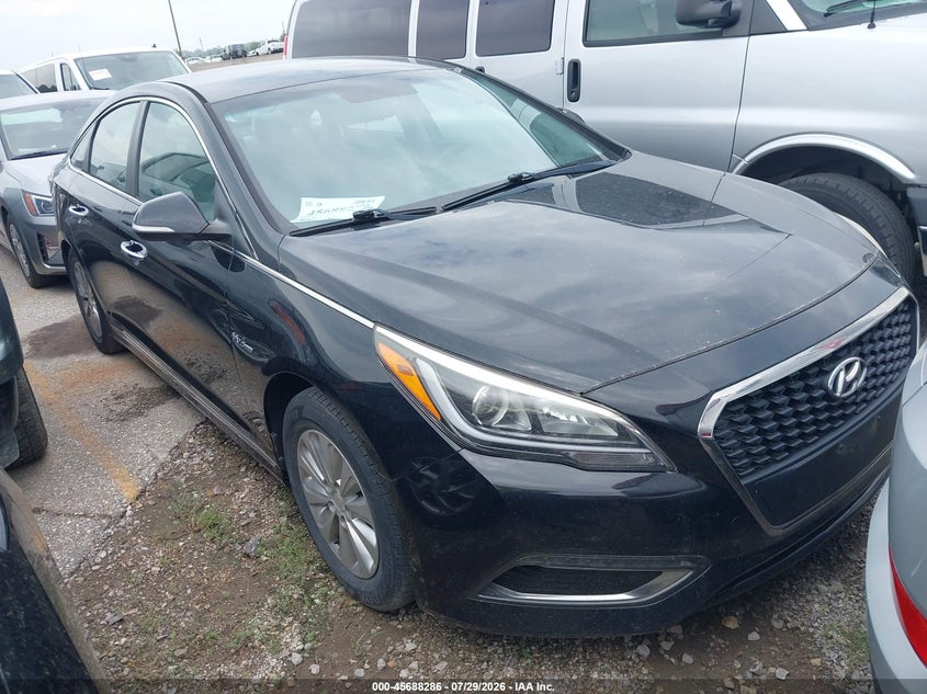 2016 Hyundai Sonata hybrid VIN KMHE24L13GA038785 — IAAI salvage auction photo