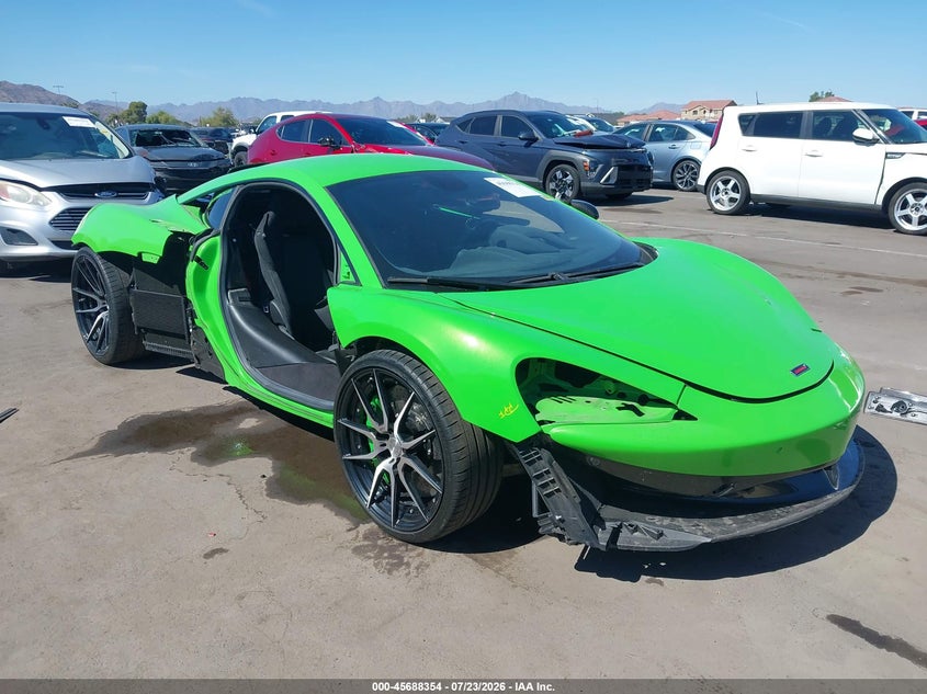 2016 Mclaren 570s VIN SBM13DAA4GW001094 IAAI salvage auction — SIDE, Wait Title, sold $61,000 on 2026-08-11 (photo 1)