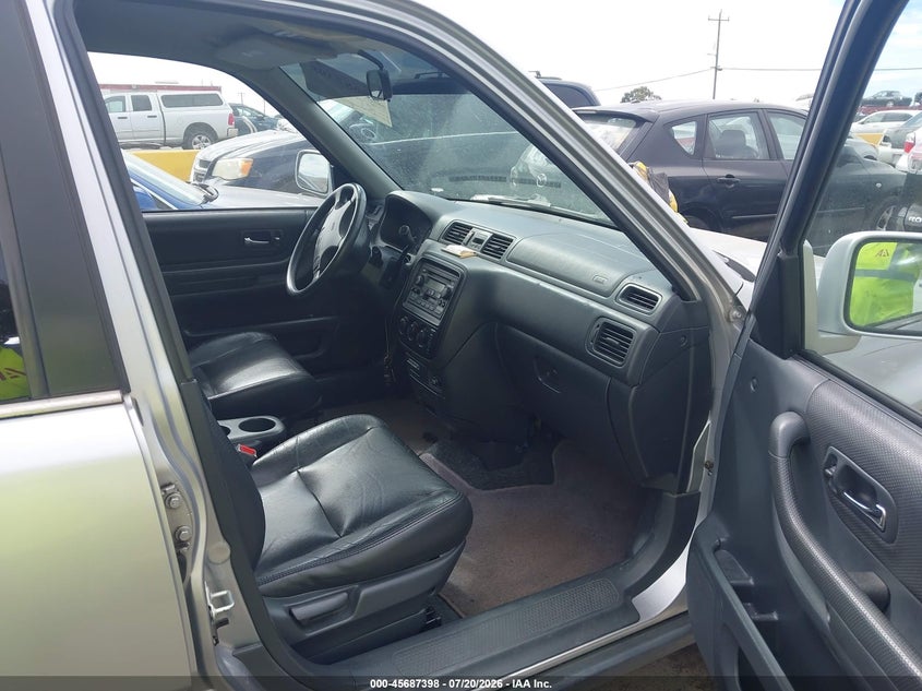 2001 Honda Cr-v VIN JHLRD18771C034362 IAAI salvage auction — NORMAL WEAR, Clear - Dealer Only (California), sold $575 on 2026-07-30 (photo 5)