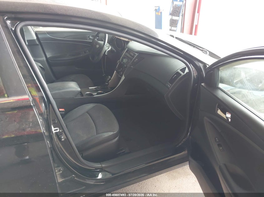 2011 Hyundai Sonata VIN 5NPEC4AC8BH148254 IAAI salvage auction — NORMAL WEAR, Clear - Dealer Only (California), sold $25 on 2026-07-28 (photo 5)