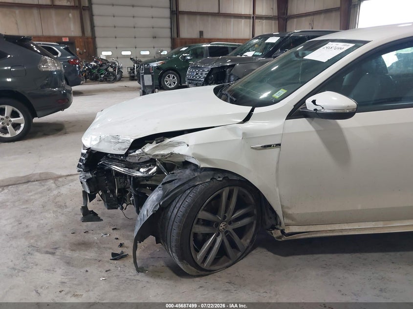2018 Volkswagen Passat VIN 1VWAA7A3XJC004086 IAAI salvage auction — LEFT FRONT, Salvage Title, sold $750 on 2026-08-26 (photo 6)