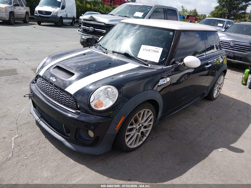 2012 Mini Cooper VIN WMWSV3C52CTY29798 IAAI salvage auction — NORMAL WEAR, Clear-Dealer Only (North Carolina), sold $475 on 2026-08-10 (photo 2)