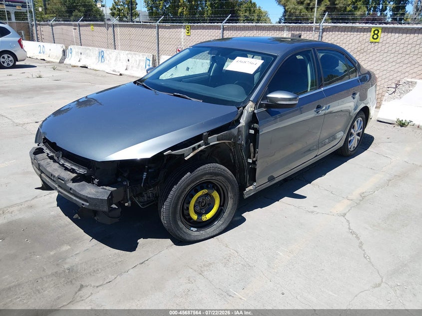 2013 Volkswagen Jetta VIN 3VWDP7AJ5DM426392 IAAI salvage auction — RIGHT FRONT, Wait Title, sold $825 on 2026-08-03 (photo 2)