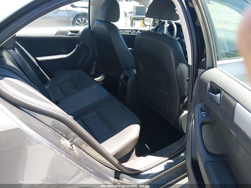 2013 Volkswagen Jetta VIN 3VWDP7AJ5DM426392 IAAI salvage auction — RIGHT FRONT, Wait Title, sold $825 on 2026-08-03 (photo 8)