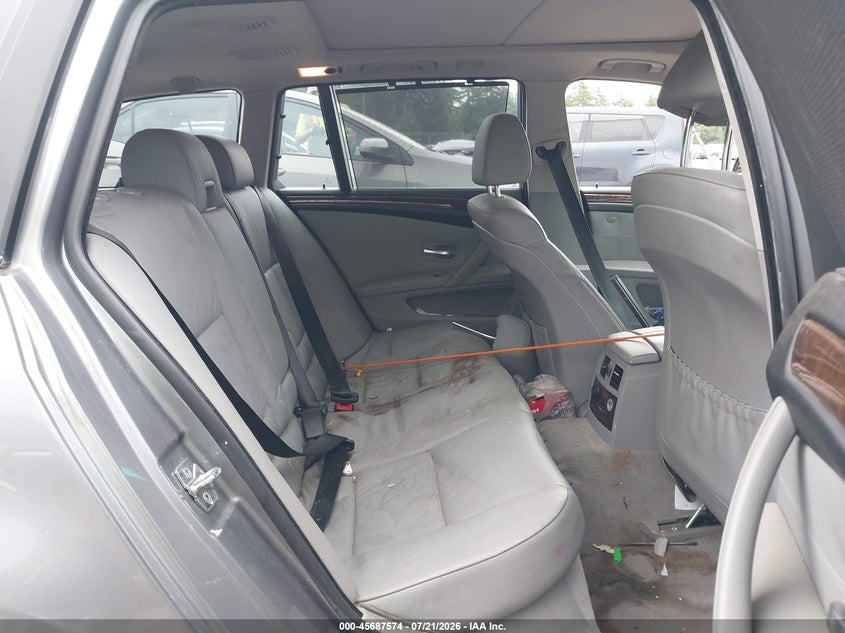 2008 BMW 5 series VIN WBAPT73528CX00390 IAAI salvage auction — NORMAL WEAR, Clear (Massachusetts), sold $500 on 2026-08-01 (photo 8)
