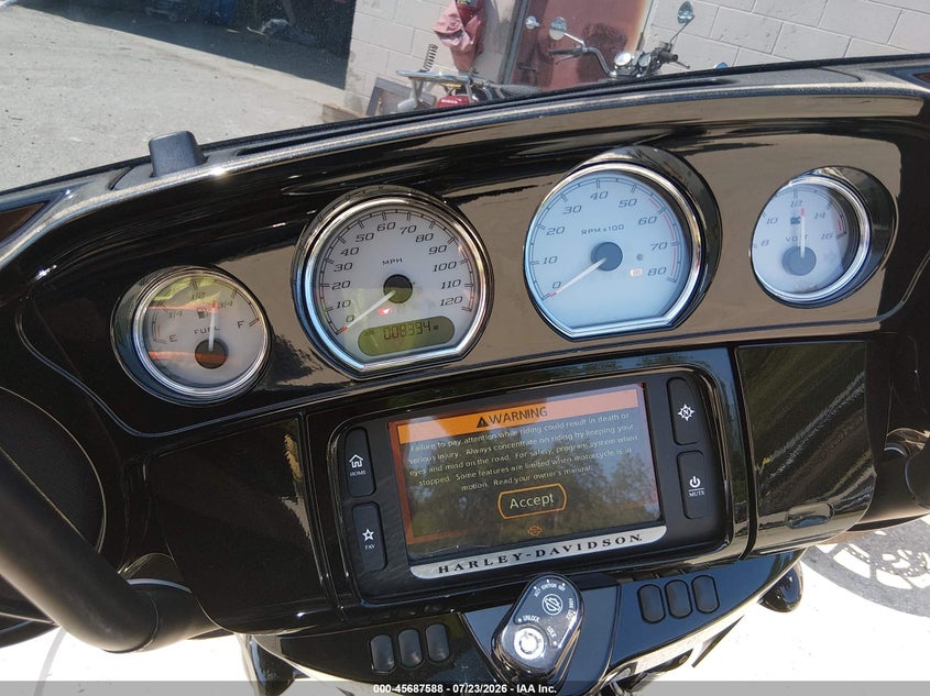 2016 Harley-davidson Street glide VIN 1HD1KRM18GB672634 IAAI salvage auction — UNKNOWN, Wait Title, sold $7,100 on 2026-09-09 (photo 7)