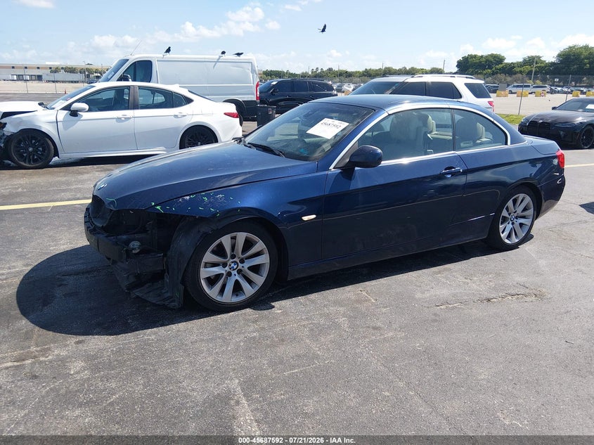 2011 BMW 3 series VIN WBADW3C53BE439706 IAAI salvage auction — LEFT FRONT, Salvage (California), sold $825 on 2026-08-20 (photo 2)