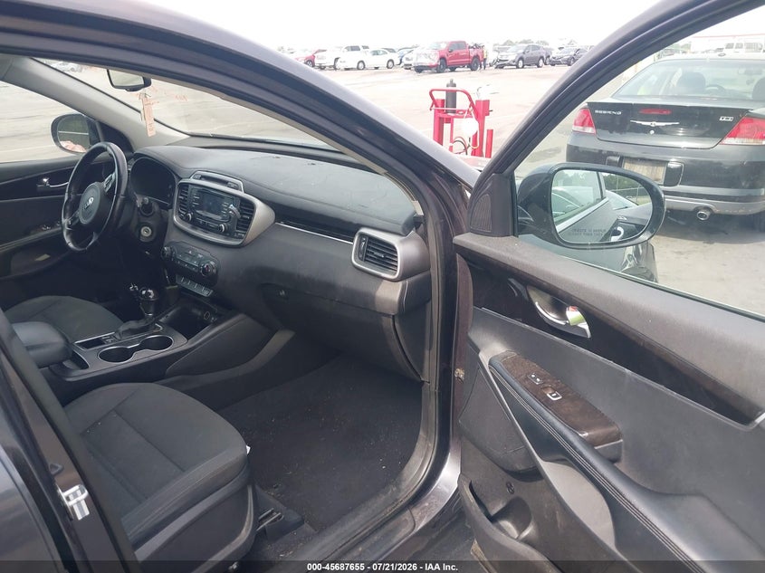 2016 Kia Sorento VIN 5XYPG4A31GG026511 IAAI salvage auction — NORMAL WEAR, Clear (North Carolina), sold $1,575 on 2026-09-03 (photo 5)