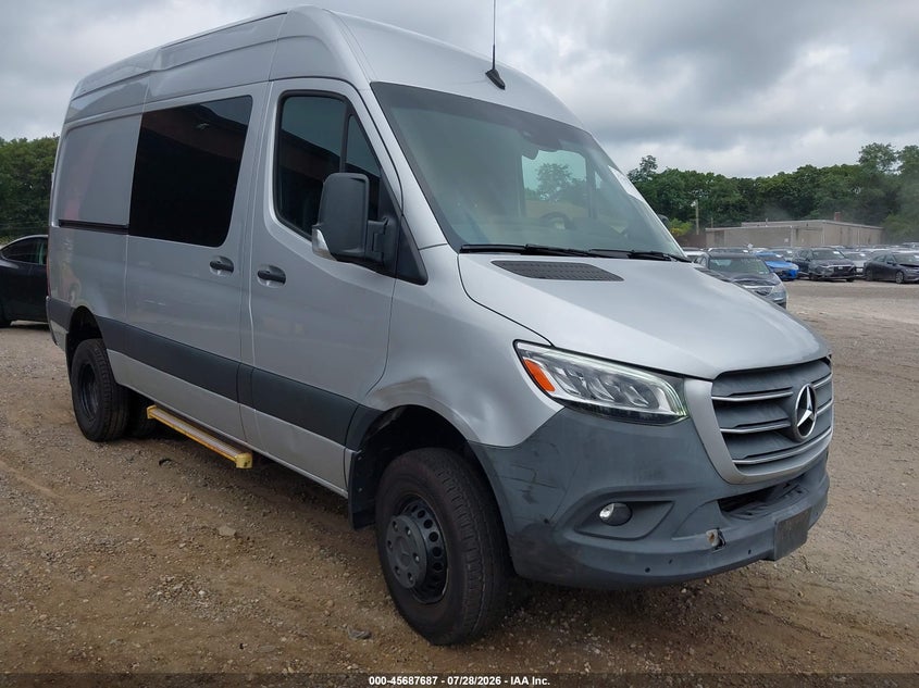 2020 Mercedes-benz Sprinter VIN W1W8EB6Y6LT031516 IAAI salvage auction — RIGHT SIDE, Wait Title, sold $21,975 on 2026-08-25 (photo 1)