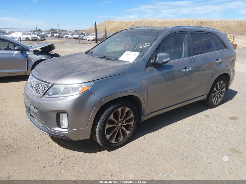 2014 Kia Sorento VIN 5XYKW4A70EG495344 IAAI salvage auction — NORMAL WEAR, Clear - Dealer Only (California), sold $25 on 2026-07-29 (photo 2)