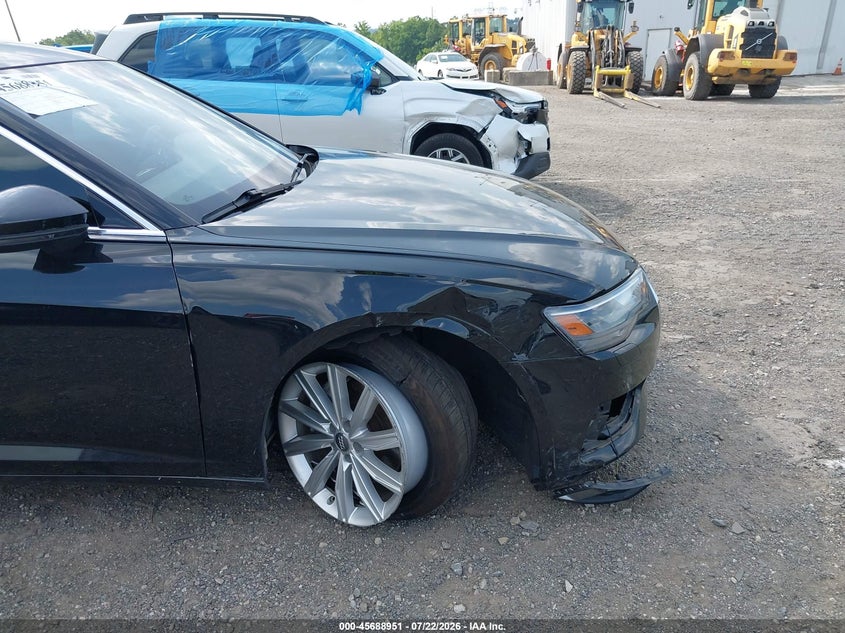 2019 Audi A6 VIN WAUD8AF20KN125687 IAAI salvage auction — RIGHT SIDE, Wait Title, sold $10,200 on 2026-09-18 (photo 6)