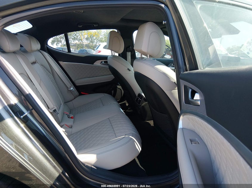 2023 Genesis G70 VIN KMTG54TE3PU109426 IAAI salvage auction — UNKNOWN, Salvage (Illinois), sold $11,450 on 2026-08-29 (photo 8)