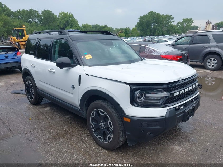 2025 Ford Bronco sport VIN 3FMCR9CN4SRE62686 — IAAI salvage auction photo