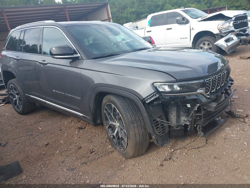 2022 Jeep Grand cherokee VIN 1C4RJHET9N8510359 — IAAI salvage auction photo