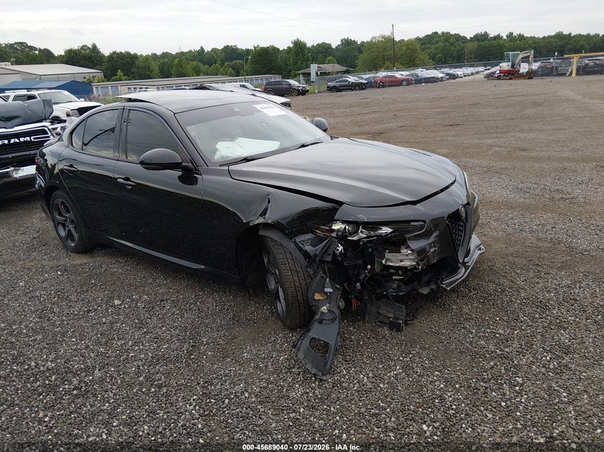 2017 Alfa romeo Giulia VIN ZARFAEENXH7537024 IAAI salvage auction — FRONT END, Salvage Title, sold $1,500 on 2026-08-20 (photo 1)
