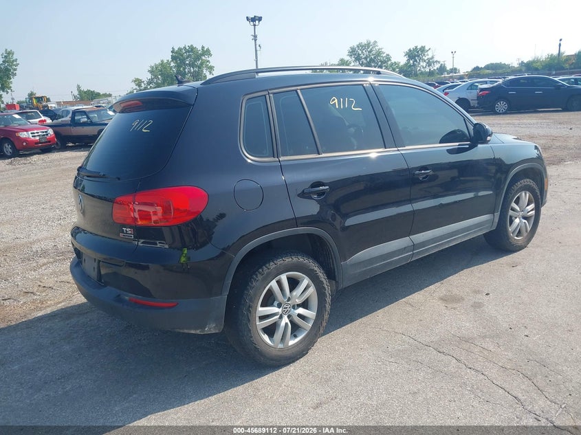 2017 Volkswagen Tiguan VIN WVGBV7AX3HW508210 IAAI salvage auction — NORMAL WEAR, Clear (Illinois), sold $1,250 on 2026-07-29 (photo 4)