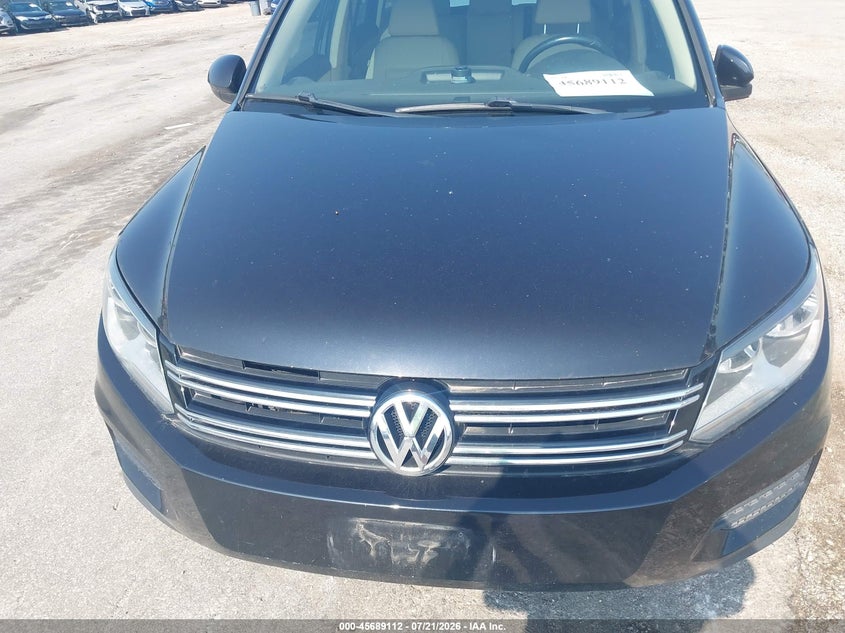 2017 Volkswagen Tiguan VIN WVGBV7AX3HW508210 IAAI salvage auction — NORMAL WEAR, Clear (Illinois), sold $1,250 on 2026-07-29 (photo 6)