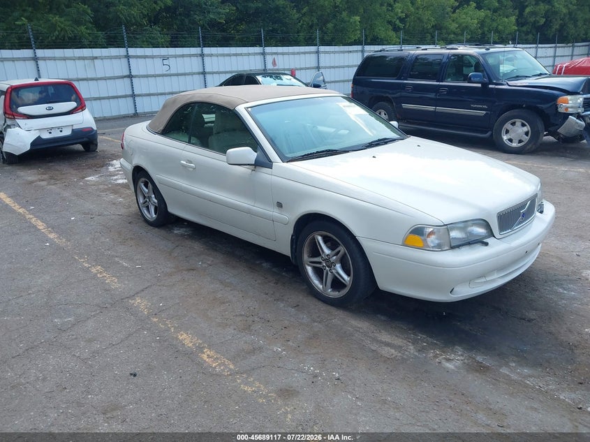 2000 Volvo C70 VIN YV1NC53D6YJ009875 IAAI salvage auction — NORMAL WEAR, Clear (Michigan), sold $525 on 2026-07-27 (photo 1)
