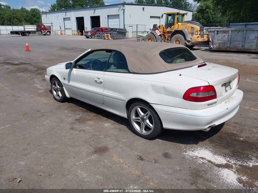2000 Volvo C70 VIN YV1NC53D6YJ009875 IAAI salvage auction — NORMAL WEAR, Clear (Michigan), sold $525 on 2026-07-27 (photo 3)
