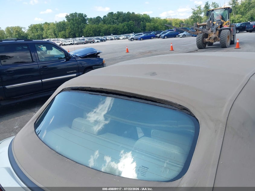 2000 Volvo C70 VIN YV1NC53D6YJ009875 IAAI salvage auction — NORMAL WEAR, Clear (Michigan), sold $525 on 2026-07-27 (photo 6)