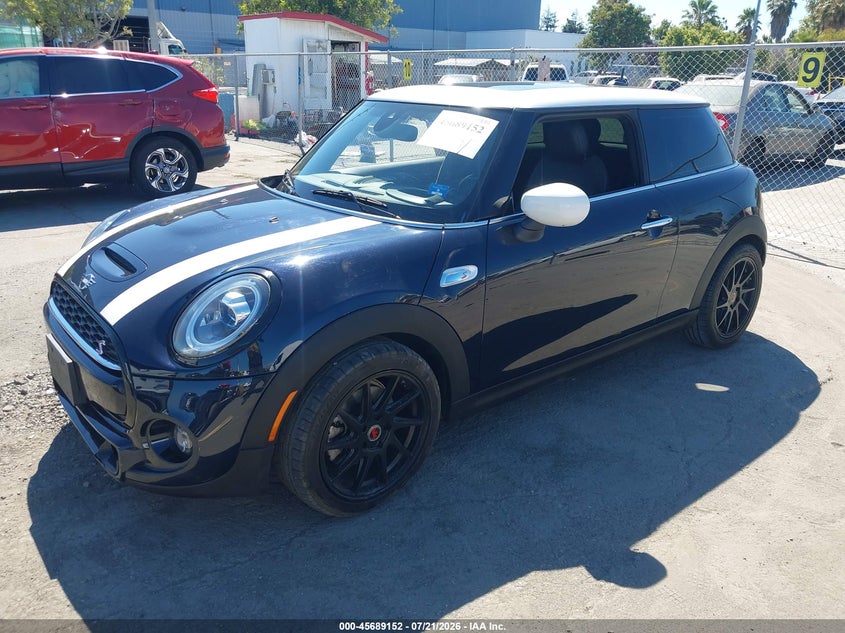 2020 Mini Hard top VIN WMWXR5C00L2M61542 IAAI salvage auction — UNDERCARRIAGE, Wait Title, sold $25 on 2026-09-23 (photo 2)