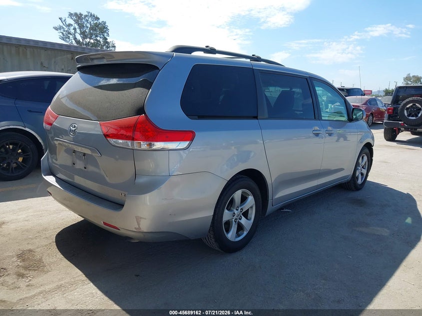 2012 Toyota Sienna VIN 5TDKK3DC8CS237555 IAAI salvage auction — FRONT END, Salvage Title, sold $1,800 on 2026-08-01 (photo 4)