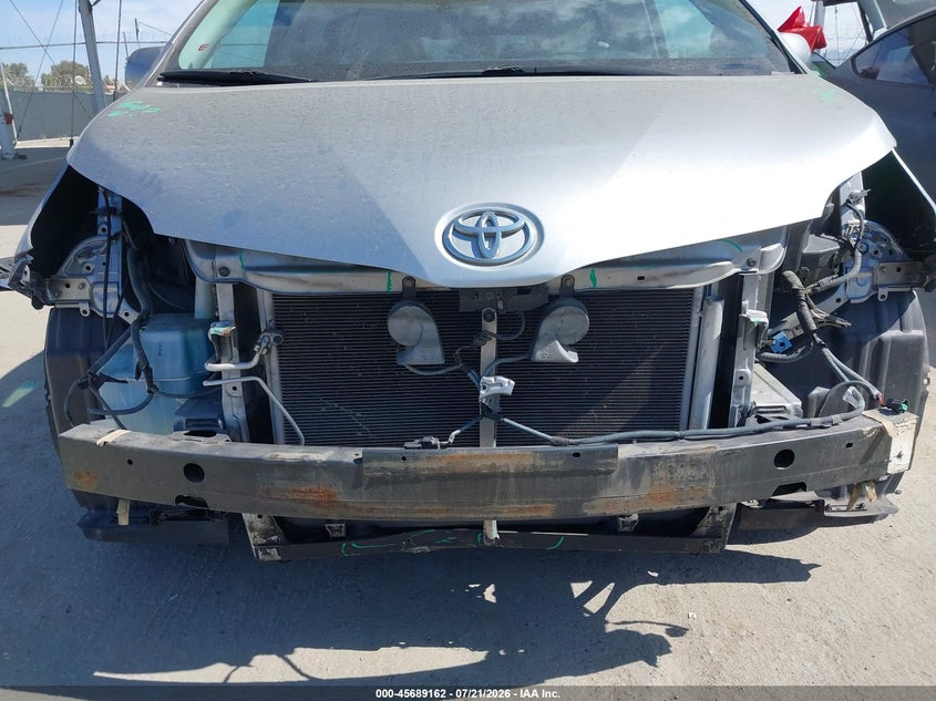 2012 Toyota Sienna VIN 5TDKK3DC8CS237555 IAAI salvage auction — FRONT END, Salvage Title, sold $1,800 on 2026-08-01 (photo 6)