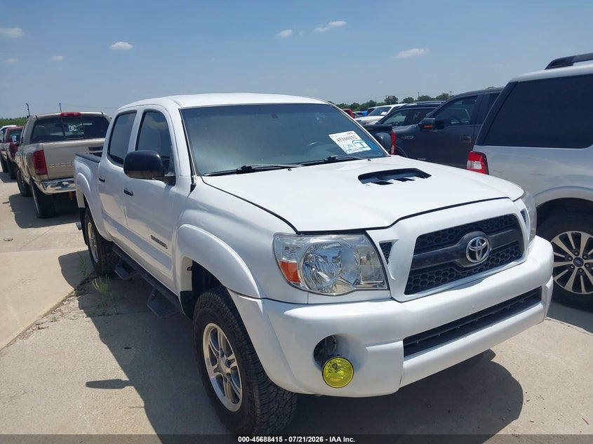 2011 Toyota Tacoma VIN 5TFJU4GN4BX007318 IAAI salvage auction — THEFT, Original (Texas), sold $1,600 on 2026-07-29 (photo 1)