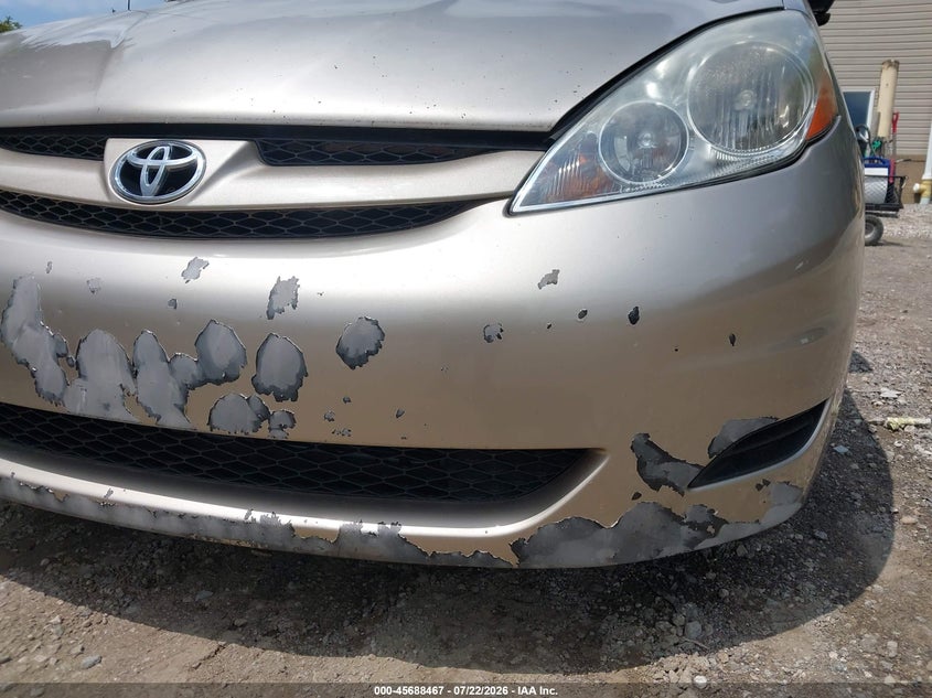2008 Toyota Sienna VIN 5TDZK23C18S158987 IAAI salvage auction — NORMAL WEAR, Clear (Pennsylvania), sold $400 on 2026-07-28 (photo 6)