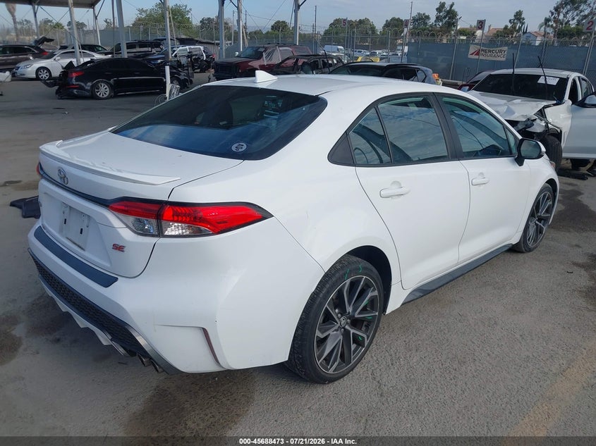 2020 Toyota Corolla VIN 5YFS4RCE0LP012720 IAAI salvage auction — SIDE, Salvage Title, sold $8,000 on 2026-07-31 (photo 4)