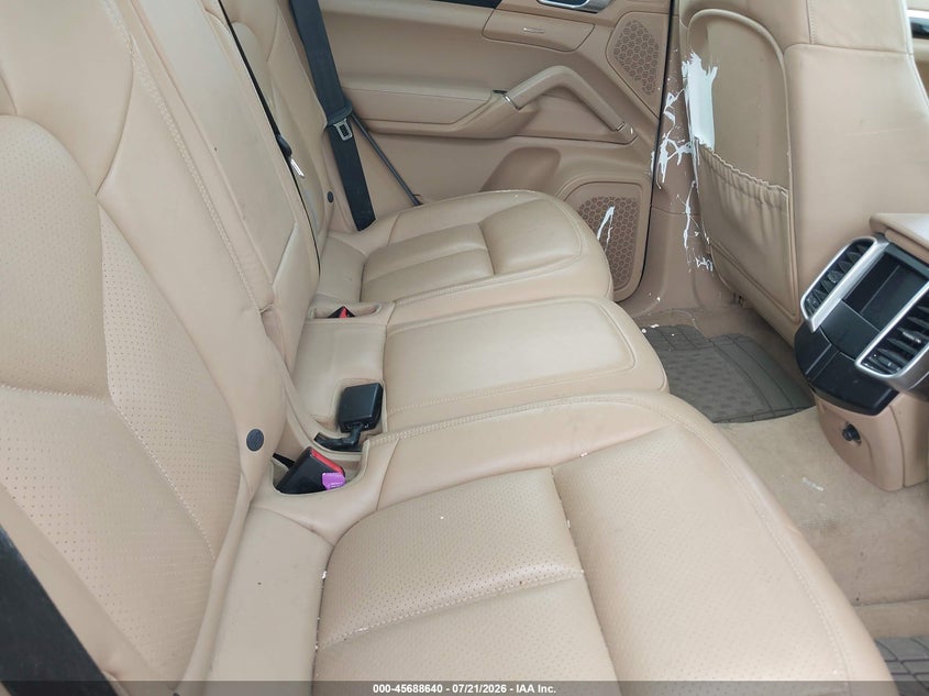 2016 Porsche Cayenne VIN WP1AA2A22GKA37013 IAAI salvage auction — FRONT END, Salvage Title, sold $3,150 on 2026-08-20 (photo 8)