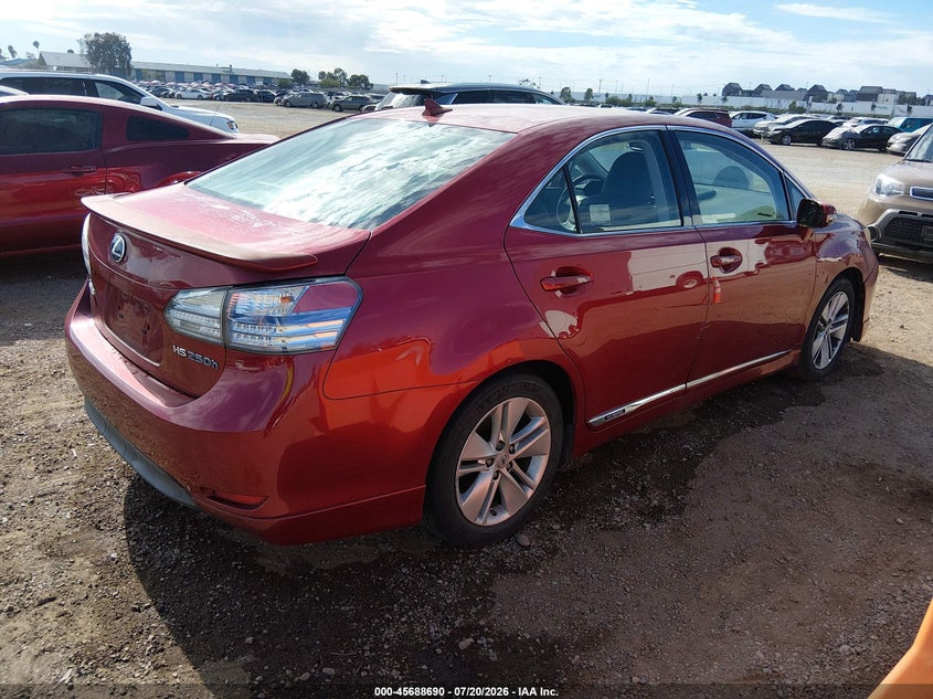 2010 Lexus Hs 250h VIN JTHBB1BA4A2027317 IAAI salvage auction — NORMAL WEAR, Clear - Dealer Only (California), sold $675 on 2026-07-29 (photo 4)