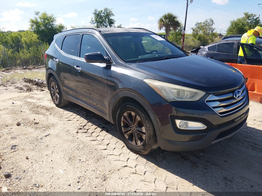 2015 Hyundai Santa fe VIN 5XYZU3LB5FG267499 IAAI salvage auction — NORMAL WEAR, Clear (Florida), sold $1,300 on 2026-07-28 (photo 1)