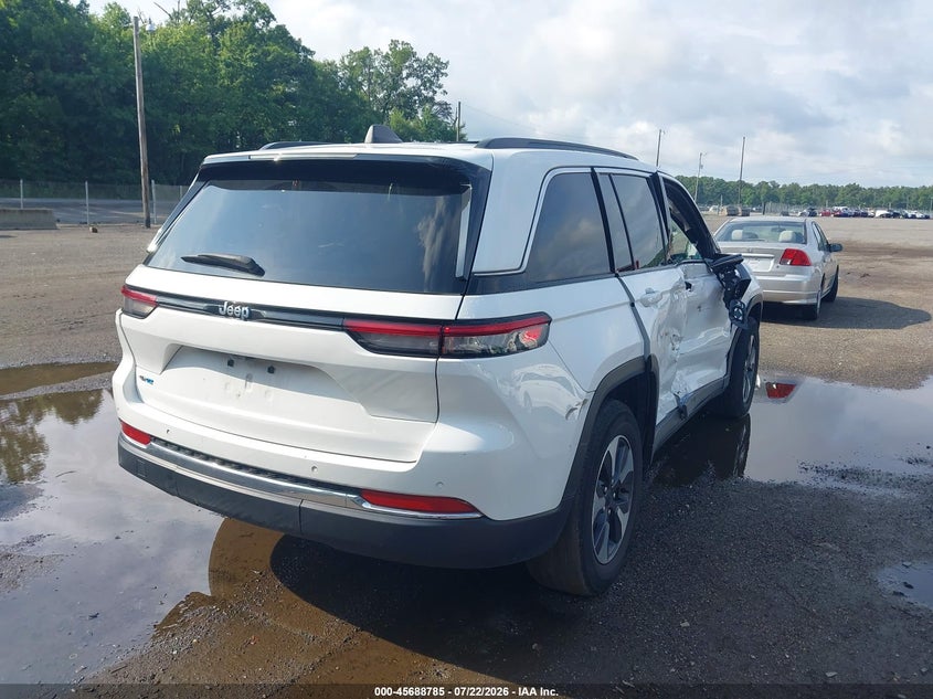 2024 Jeep Grand cherokee VIN 1C4RJYB62RC181490 IAAI salvage auction — RIGHT SIDE, Enterprise Vehicles Clear Only (Maryland), sold $9,200 on 2026-07-29 (photo 4)