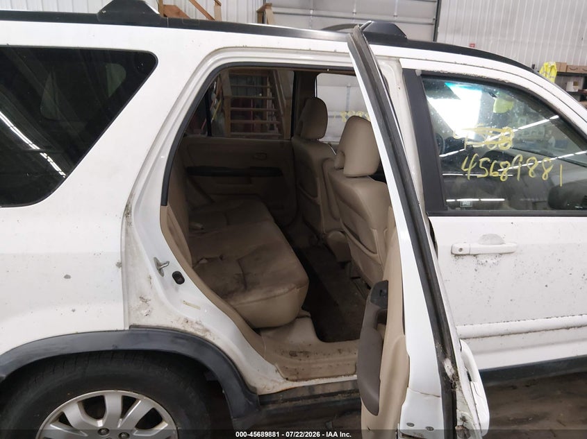 2005 Honda Cr-v VIN JHLRD78925C023828 IAAI salvage auction — NORMAL WEAR, Clear (Minnesota), sold $275 on 2026-07-28 (photo 8)