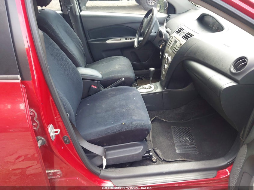 2007 Toyota Yaris VIN JTDBT923971014088 IAAI salvage auction — NORMAL WEAR, Clear (Maryland), sold $25 on 2026-07-29 (photo 5)