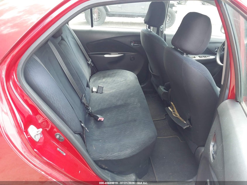 2007 Toyota Yaris VIN JTDBT923971014088 IAAI salvage auction — NORMAL WEAR, Clear (Maryland), sold $25 on 2026-07-29 (photo 8)