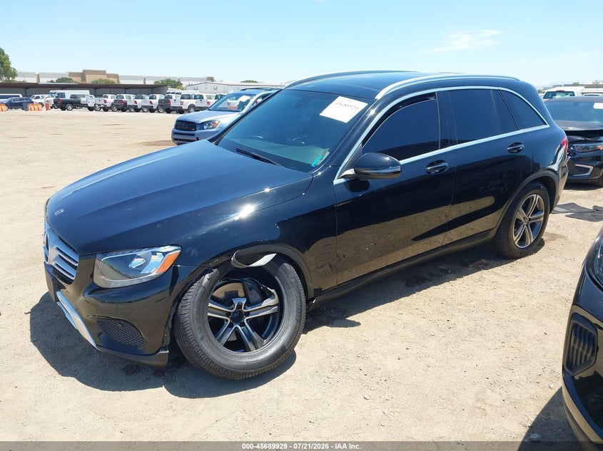 2018 Mercedes-benz Glc VIN WDC0G4KB3JV033560 IAAI salvage auction — LEFT FRONT, Salvage Title, sold $6,200 on 2026-08-19 (photo 2)