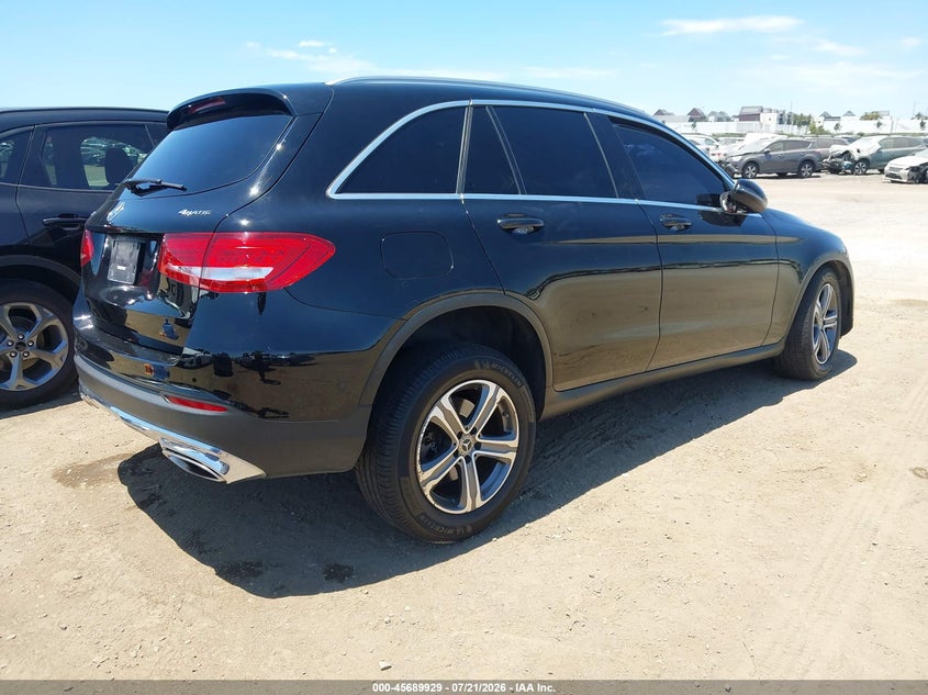 2018 Mercedes-benz Glc VIN WDC0G4KB3JV033560 IAAI salvage auction — LEFT FRONT, Salvage Title, sold $6,200 on 2026-08-19 (photo 4)