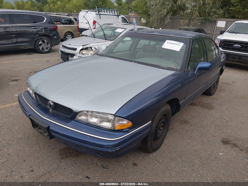 1995 Pontiac Bonneville VIN 1G2HX52K6S4268996 IAAI salvage auction — LEFT SIDE, Clear (Colorado), sold $250 on 2026-08-18 (photo 2)